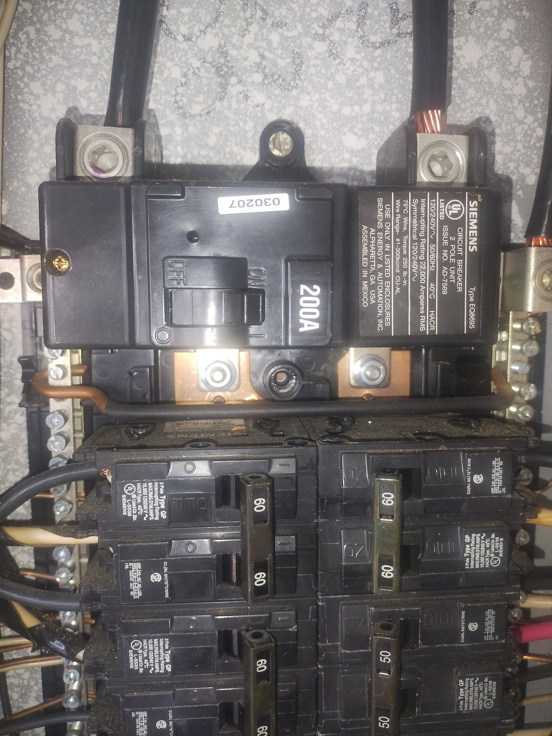 Emergency Houma Electrician specialize in small job electrical repairs in Crescent, Houma, LA.