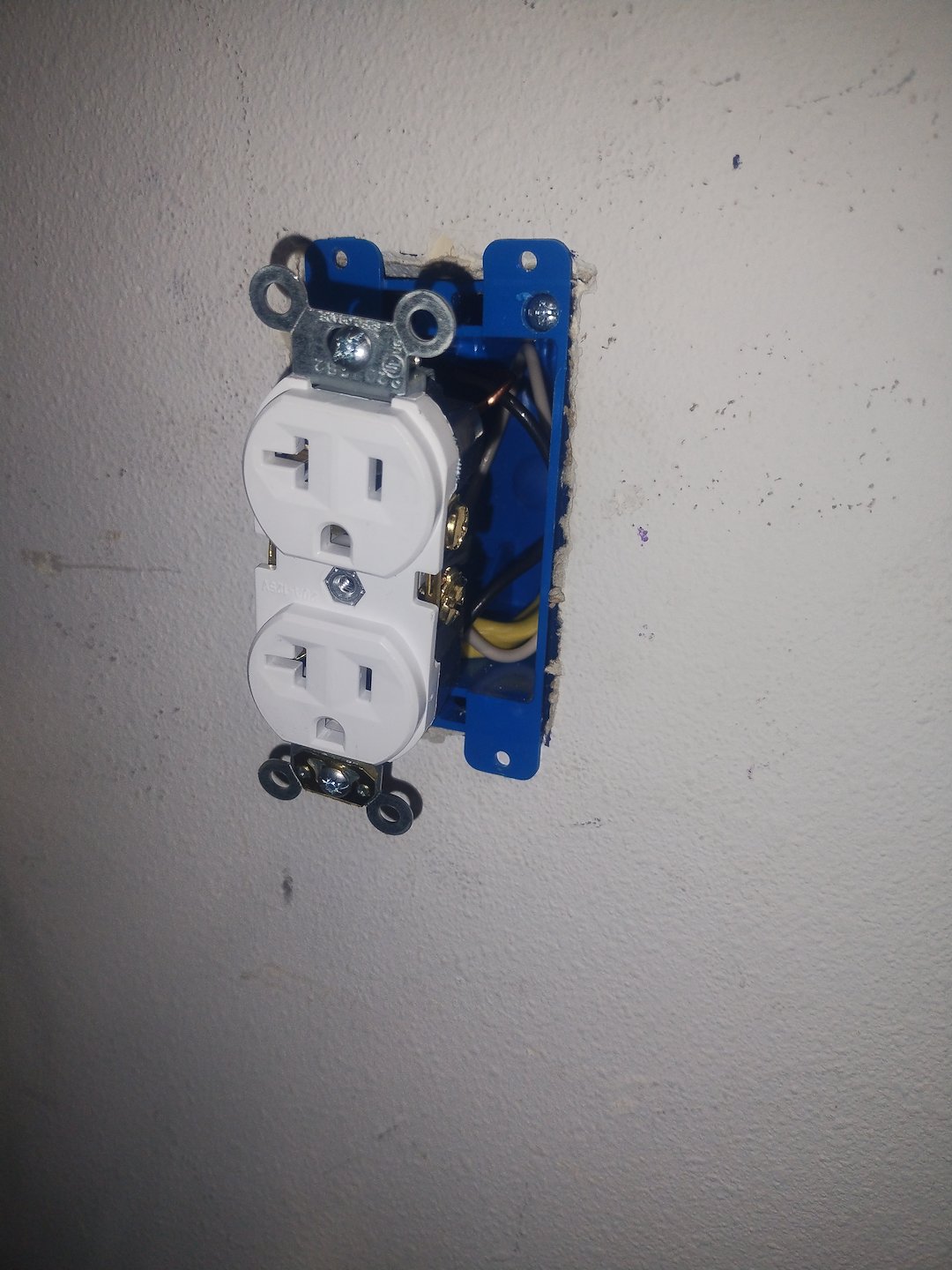 Locally Owned and Operated Licensed Electrician Providing Same Day Small Electrical Repairs in Elysian Park, Houma, LA.