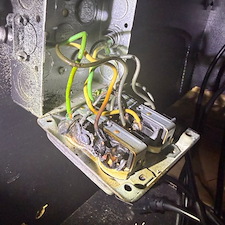 Professional-Electrician-Providing-Superior-Electrical-Repairs-in-Sugar-Mill-Houma-LA 0