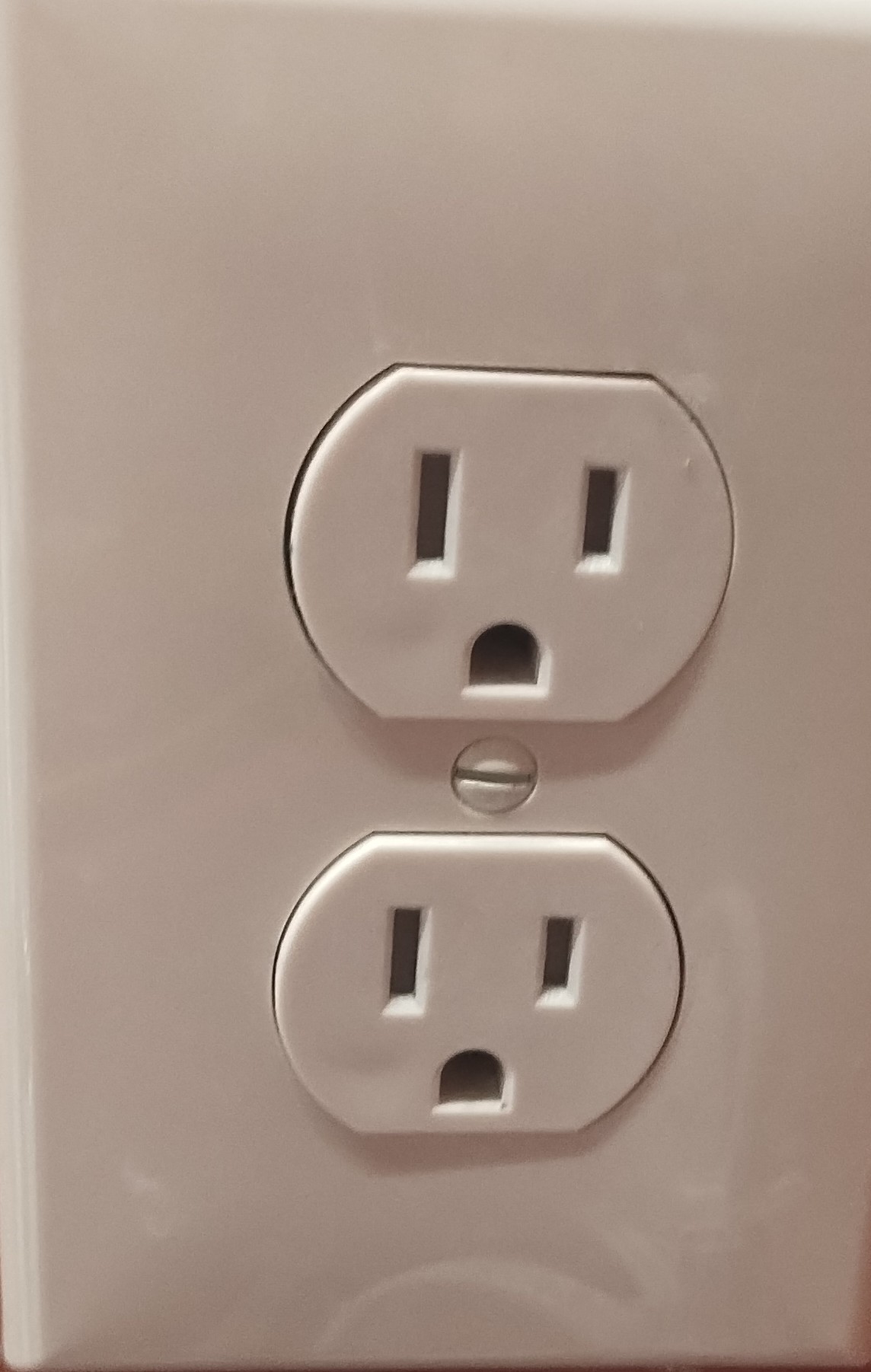 Receptacle Repair in Houma, LA – Restoring Power to a Home